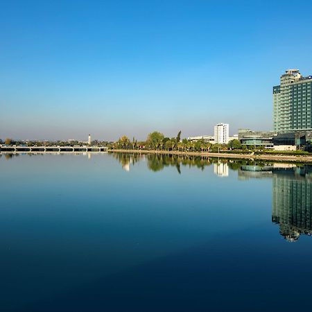 Adana Hiltonsa Hotel Exterior foto